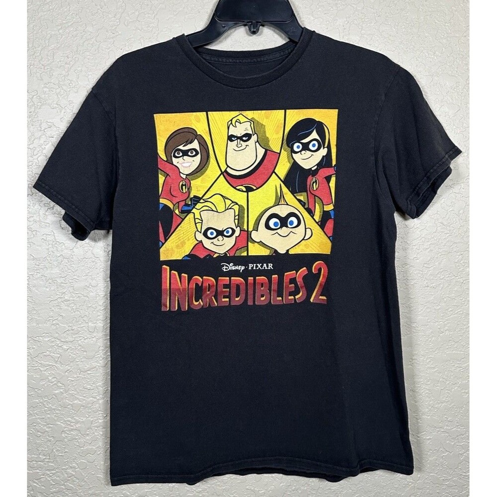 Disney Pixar The Incredibles 2 Movie Promo Vintage Graphic T-Shirt Adult Size M